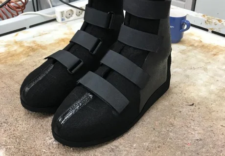 Voorlopig orthopedische schoenen (VLOS)